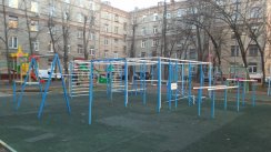 Площадка для воркаута в городе Москва №2045 Средняя Современная фото